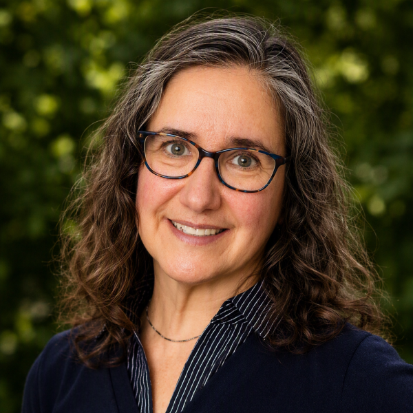 Lisa Menard-Manlove, MD, FAAFP, MHM Bio