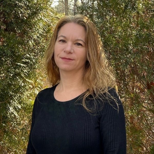 Ramona Giorgio, LICSW Bio